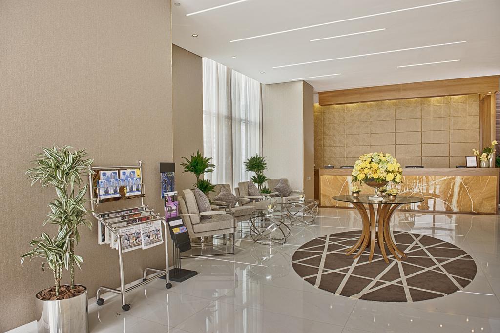 Tryp By Wyndham Abu Dhabi City Center Bagian luar foto