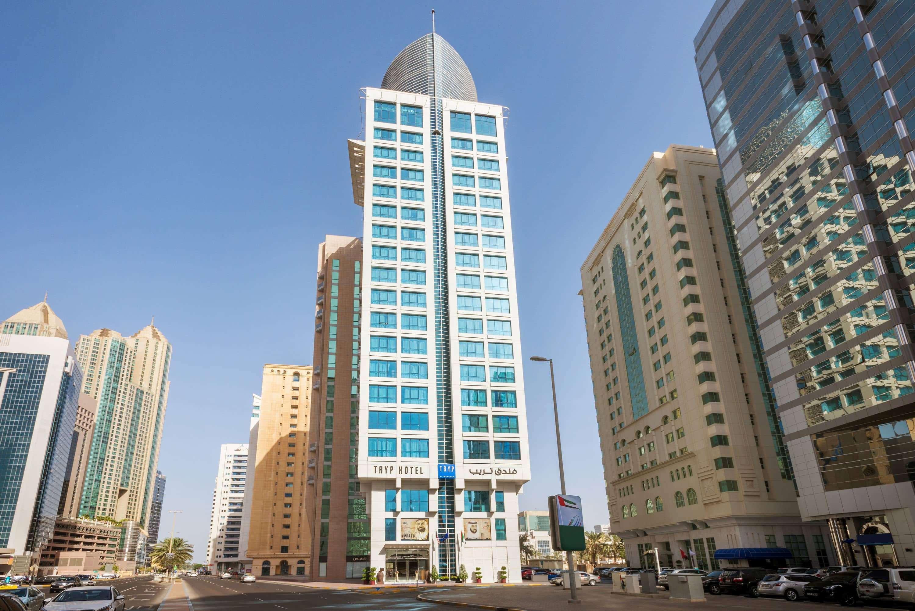 Tryp By Wyndham Abu Dhabi City Center Bagian luar foto