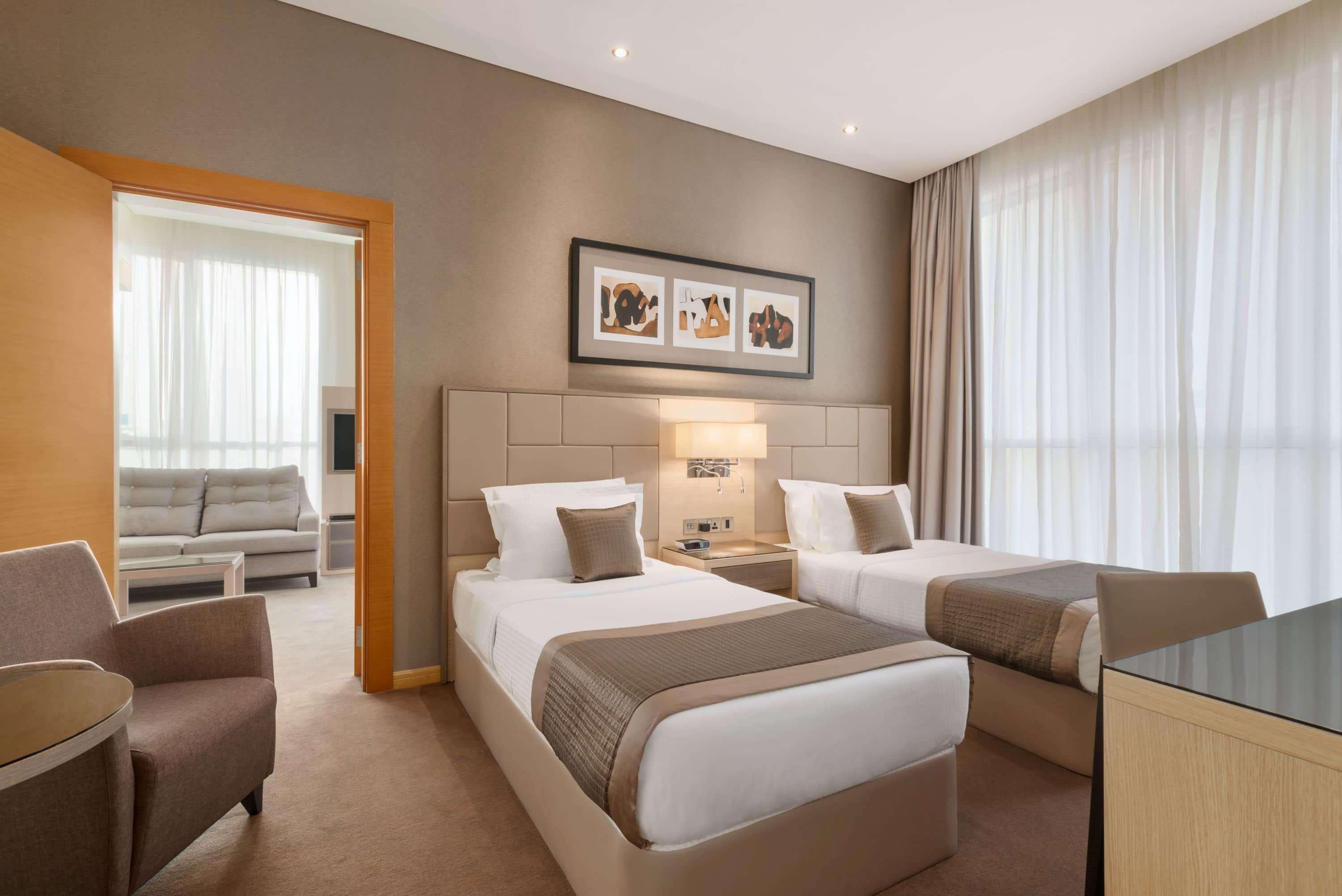 Tryp By Wyndham Abu Dhabi City Center Bagian luar foto